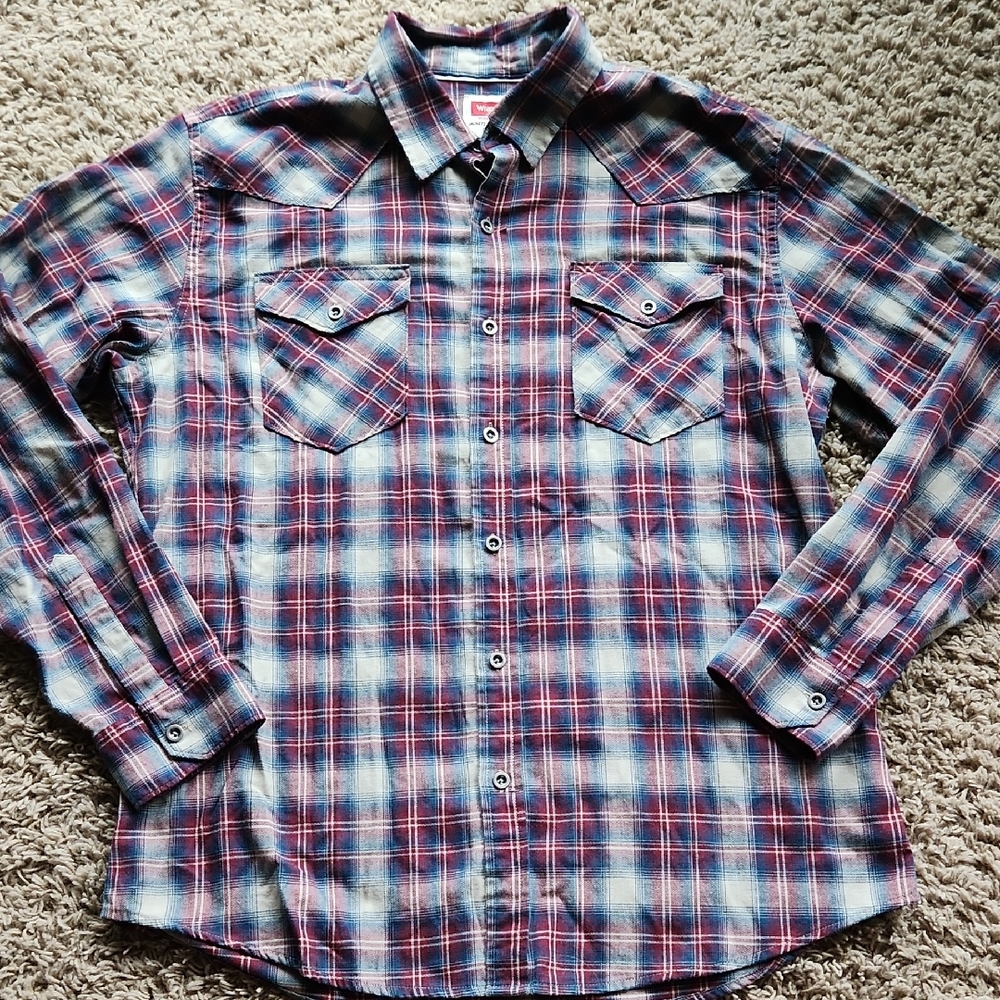 Wrangler Men's Plaid Button-Up Shirt Size Large